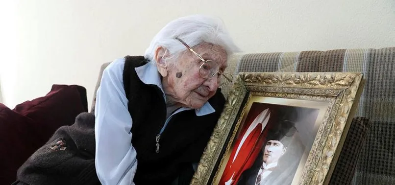 Ata’yı görememenin üzüntüsünü yaşıyor