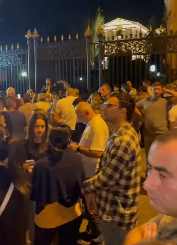 Paşinyan’ın provokasyonu ters tepti! Rusya askeri yardımı reddedince barış istedi: Halk sokağa çıktı