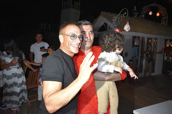 Jean Claude Van Damme: Türkiye'de bir sihir olduğuna inanıyorum - 1