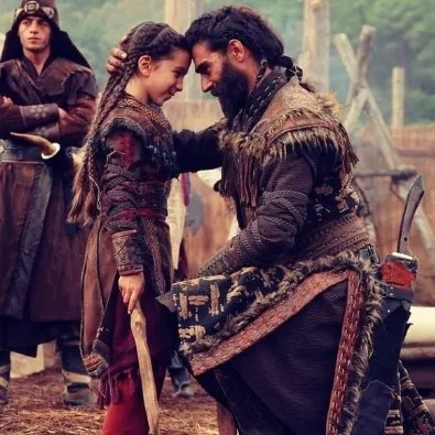 atvnin-reyting-rekortmeni-dizisi-destanin-evren-karakterini-canlandiran-onur-yenidunyadan-ozel-aciklamalar-1640504814475.jpg ATV’nin reyting rekortmeni dizisi Destan’ın Evren karakterini canlandıran Onur Yenidünya’dan özel açıklamalar - 3