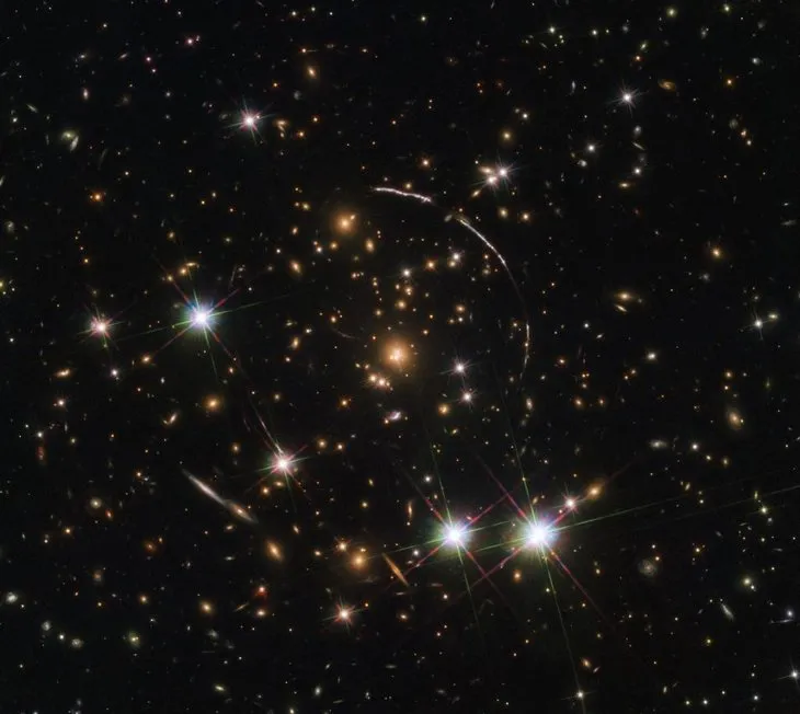 NASA Galaksi fotoğrafıyla sosyal medyayı salladı! İşte o görüntü