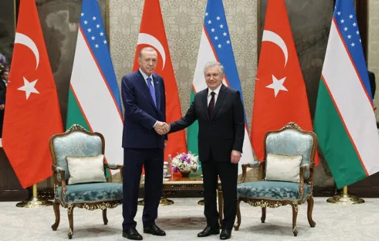 Son dakika: Başkan Recep Tayyip Erdoğan Özbekistan Cumhurbaşkanı Şevket Mirziyoyev ile görüştü