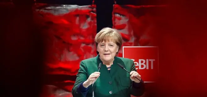 MERKEL'DEN TÜRKİYE AÇIKLAMASI