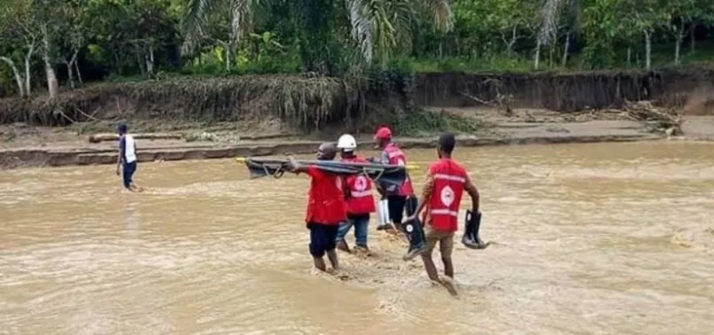 Uganda Da Sel 5 Bin Kisiyi Yerinden Etti