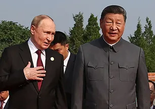 Mikrofonun yakaladığı sır: Putin ve Şi'nin sohbeti gündem oldu