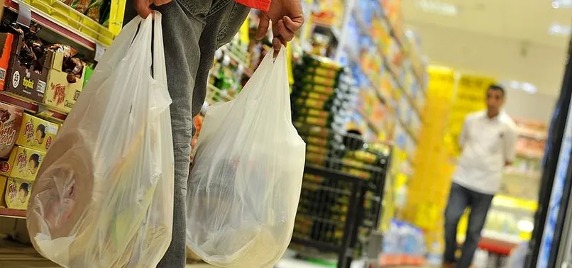 Naylon poşette 'ücret' tartışması
