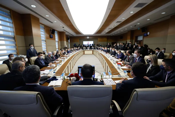 Son dakika: PKK’lı teröristin sevgilisi HDP’li Semra Güzel hakkında yeni fezleke TBMM’de