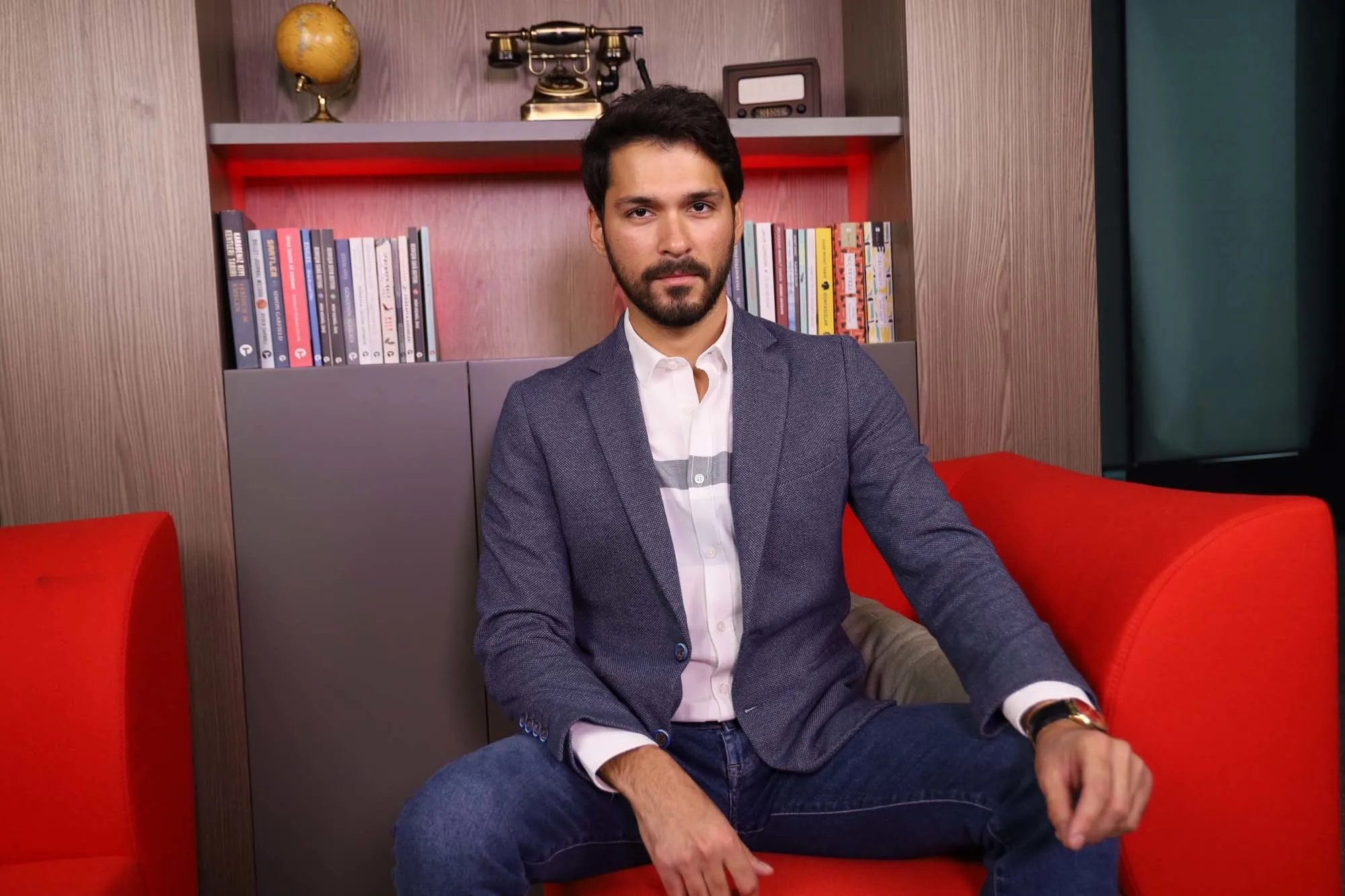 Erdem Yılmaz: “Her oyuncu sınırlarını zorlayan yönetmenle çalışmak ister”