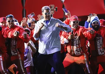 Venueala sandık başında! Yeni devlet başkanı kim olacak? Maduro mu Gonzalez mi?