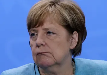 Merkel'in seçim programında Türkiye detayı