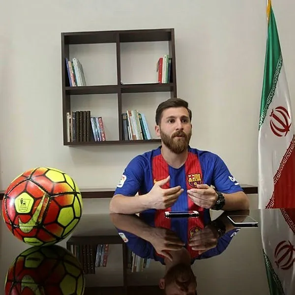 İranlı sahte Messi Rıza Paratesh'e büyük şok! - 1