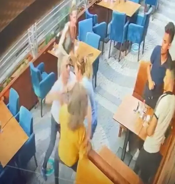 1625039817684.jpg Önce bardakla sonra da bıçakla saldırmıştı! Gözü dönmüş eş tutuklandı - 2