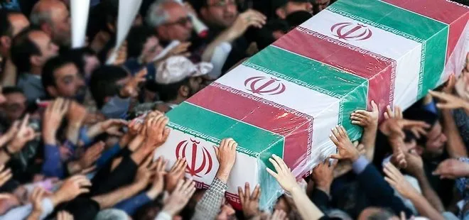 İran’da polis cenazesinde Türkçe ’Şehitler ölmez vatan bölünmez’ sloganı