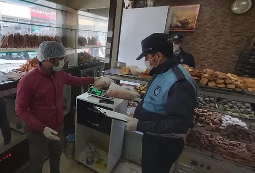 Son dakika: Türkiye genelinde sokağa çıkma kısıtlaması başladı! Kısıtlamada nereler kaça kadar açık olacak? İstanbul Ankara ve İzmir’de hafta sonu yasağı...