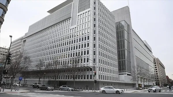 dunya-bankasi-turkiyenin-ekonomik-buyume-tahminlerini-yukseltti-1680793677235.jpg Dünya Bankası Türkiye'nin ekonomik büyüme tahminlerini yükseltti - 1