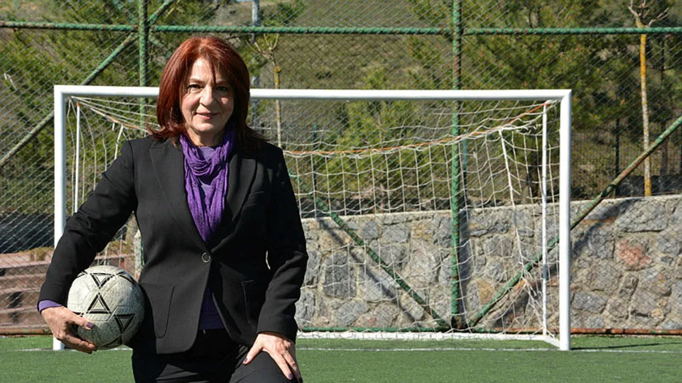 Güne damga vuran iddia! Lale Orta sözleri olay yarattı: VAR hakemine gidip...