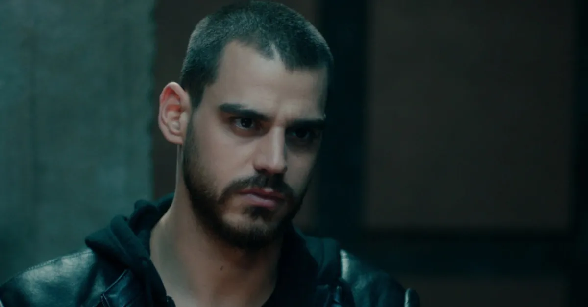 Yalnız Kurt 2. bölümüne damga vuran sahne: Nasıl kandırdı bunca insanı?