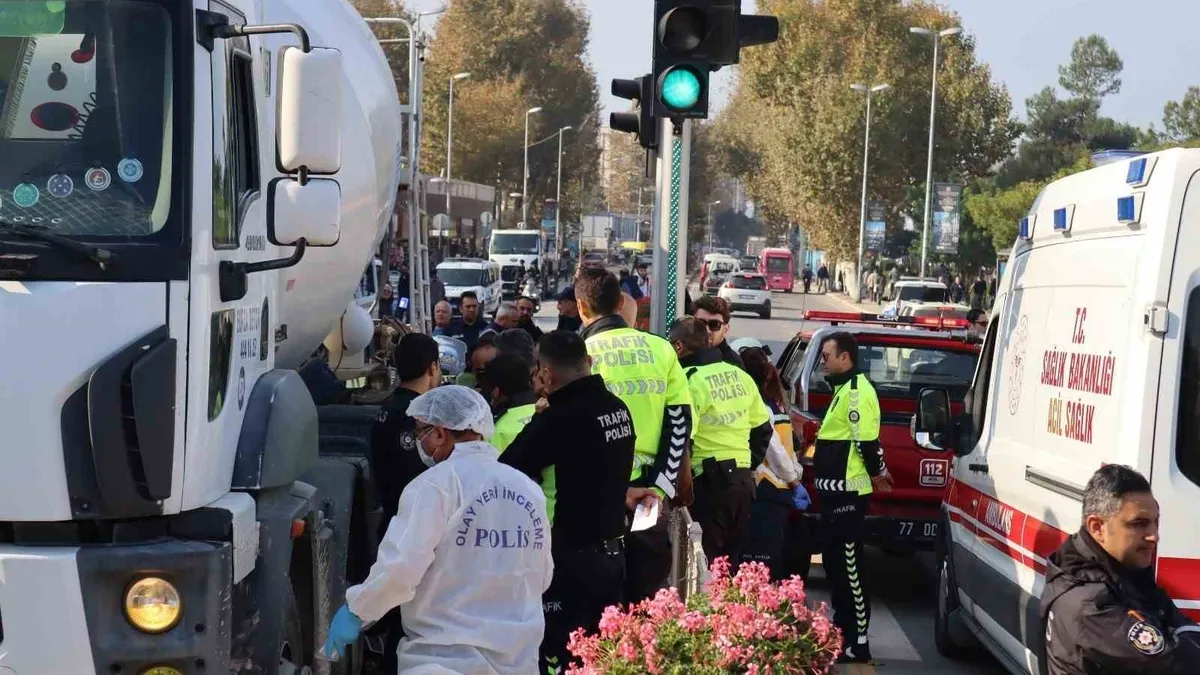Yalova'da beton mikserinin çarptığı kadın öldü