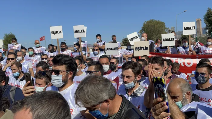 İzmir’de işçiler isyanda! Metro ve tramvay çalışanları grev kararı astı