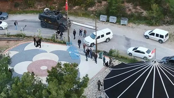 1683271398067.jpeg Özel harekattan film gibi operasyon! 1,5 milyon euroluk gaspta flaş detaylar: Pazar arabasıyla taşımışlar - 4