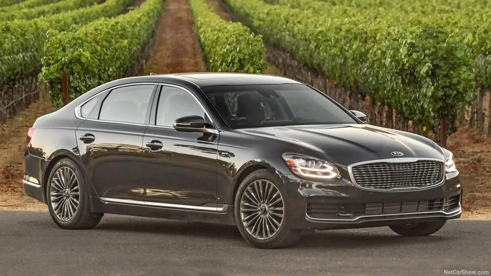 2019 Kia K900 tanıtıldı! Kia K900'ün özellikleri neler?