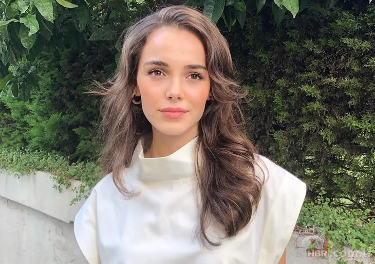 Kırımız Oda’nın Rezzan’ı Nihal Yalçın olay oldu! O gerçek herkesi şaşırttı 12