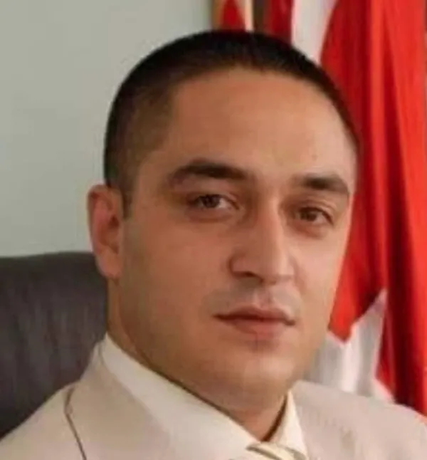 hakim-once-esini-sonra-kendini-oldurmustu-hakimin-evine-giren-komsu-dehseti-anlatti-1664889564748.jpg Hakim önce eşini sonra kendini öldürmüştü! Hakimin evine giren komşu dehşeti anlattı - 1