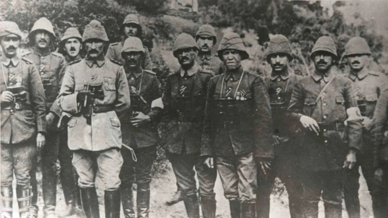 Tarihe damga vuran kahramanlık hikayesi! 18 Mart 1915'te düşman nasıl bozguna uğratıldı? İşte Çanakkale Zaferi'nin hikayesi...