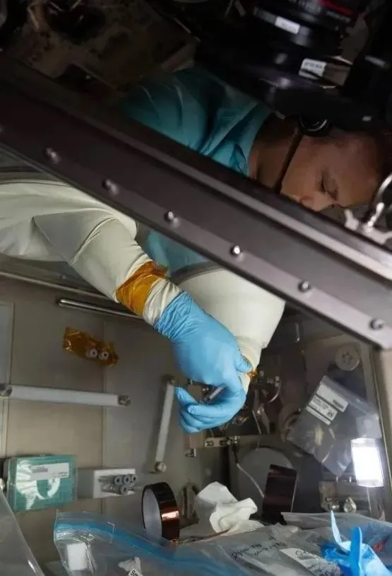 Türkiye’nin ilk astronotu Alper Gezeravcı uzaydaki çalışmalarını tam gaz sürdürüyor! 9. deneyin adı: MESSAGE