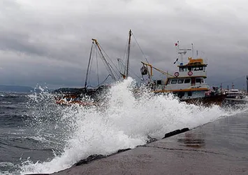 Meteoroloji'den kuvvetli fırtına uyarı