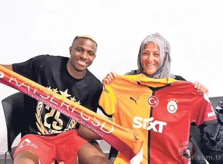 Victor Osimhen'e dokunan kazanıyor! 3