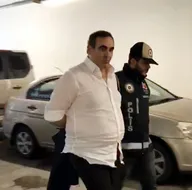 25 milyarlık vurgunda şok: Paris’e özel jet! Her boşluğa para ve mücevher sıkıştırmışlar