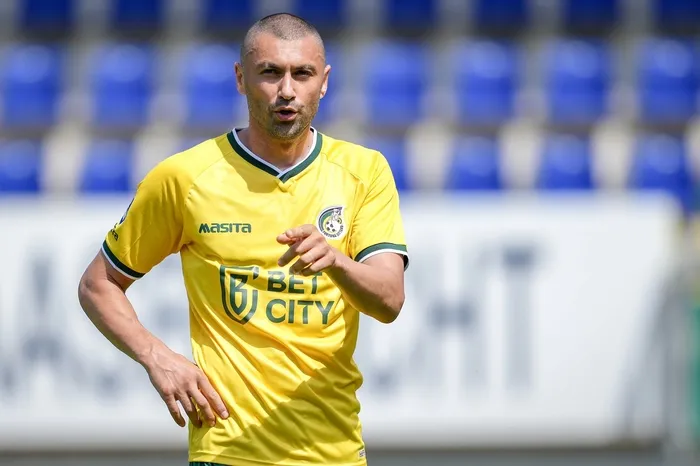 fortuna-sittardda-burak-yilmaz-hollanda-kariyerine-frikik-goluyle-basladi-1659806508832.jpg Fortuna Sittard'da Burak Yılmaz Hollanda kariyerine frikik golüyle başladı - 2