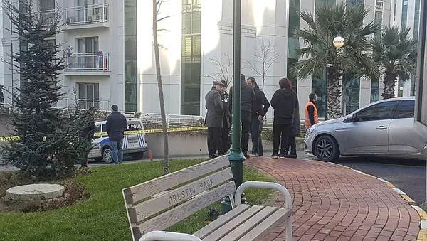 Son dakika: İstanbul'daki şüpheli paketten el bombası ve mermiler çıktı - 2