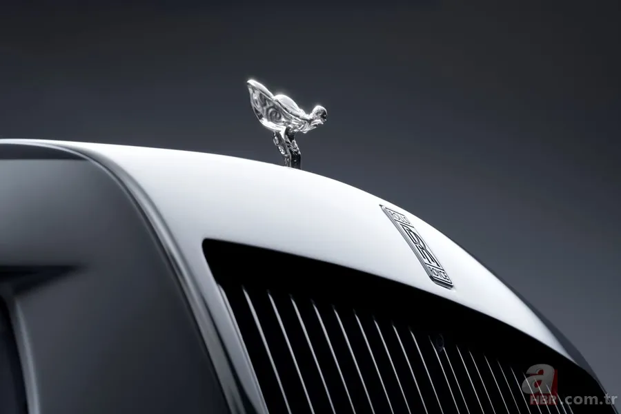 İşte Rolls-Royce'un sekizinci kuşak "Yeni Phantom"u 10