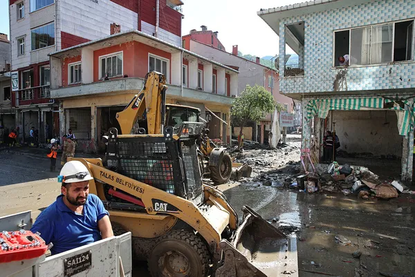 Başkan Recep Tayyip Erdoğan’dan gündeme özel son dakika açıklamaları: Türkiye’nin Taliban ile bundan sonraki süreci nasıl işleyecek? Düzensiz göçmen sorunu...