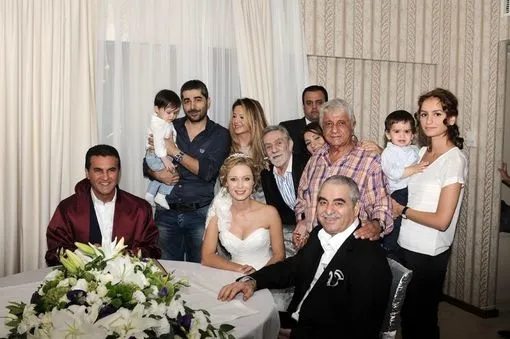 Damla Buket Çakıcı, İbrahim Tatlıses'in eski eşi Ayşegül Yıldız'dan intikamını aldı - 1