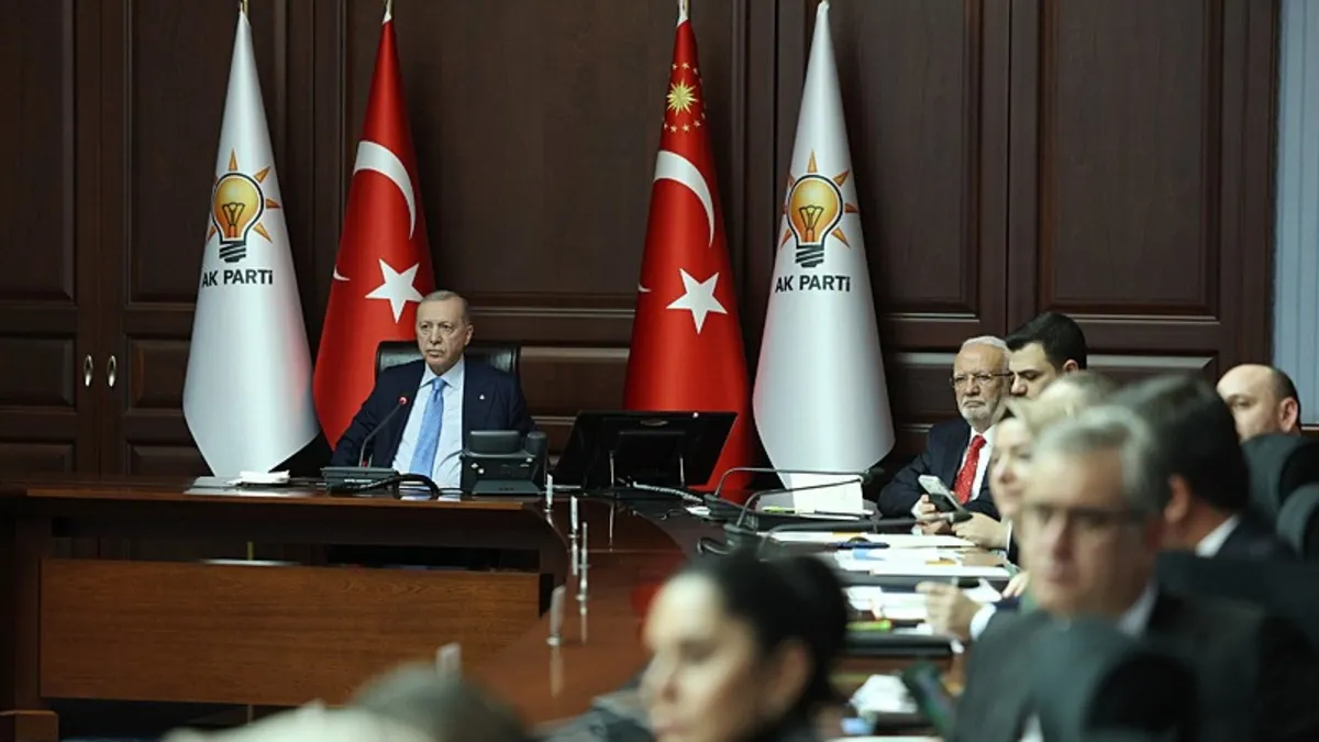 AK Parti MYK toplanıyor: Terörsüz Türkiye ve füze tehdidi masada