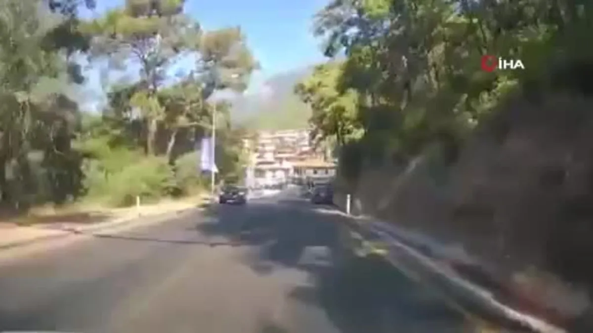 Muğla'daki feci kaza araç kamerasına yansıdı
