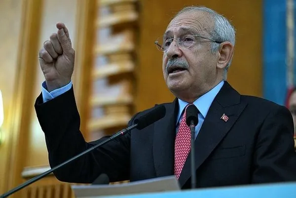1688680491869.jpg CHP'de yıkama yağlama yapanın sırtı sıvazlanıyor! Kemal Kılıçdaroğlu'nu ayakta alkışladı yeni görevi kaptı! Namus sözünü yutan Eren Erdem'e CHP'den terfi... - 1