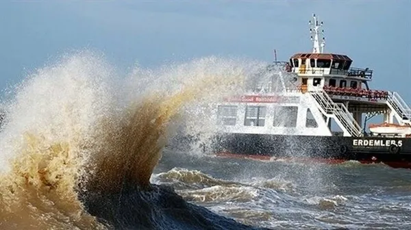 feribot-seferlerine-hava-engeli-cok-sayida-sefer-iptal-edildi-1617470019421.jpg