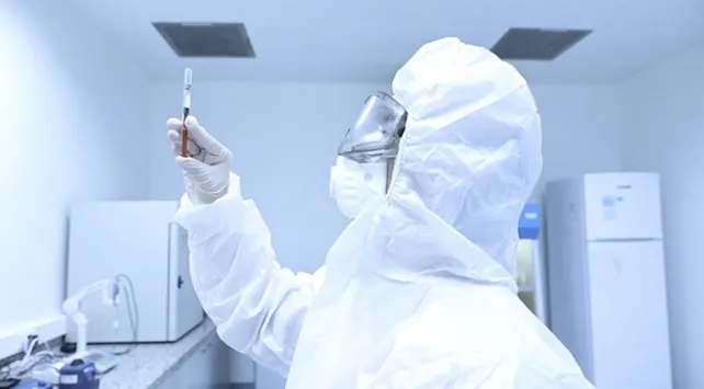 Son dakika: Koronavirüs aşısının dağıtım tarihi belli oldu! -70 derecede saklanacak