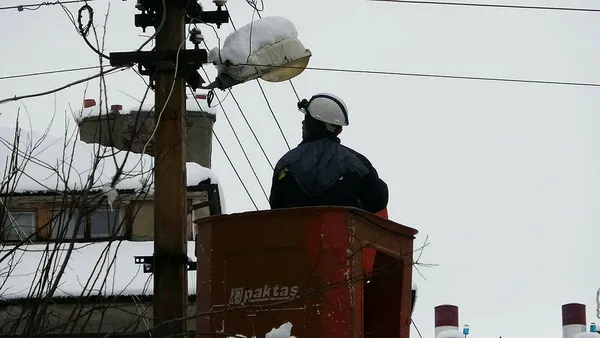 1644014140115.jpg Isparta'da yoğun kar yağışı sonrası elektrik kesintisi! AEDAŞ'tan resmi açıklama - 1
