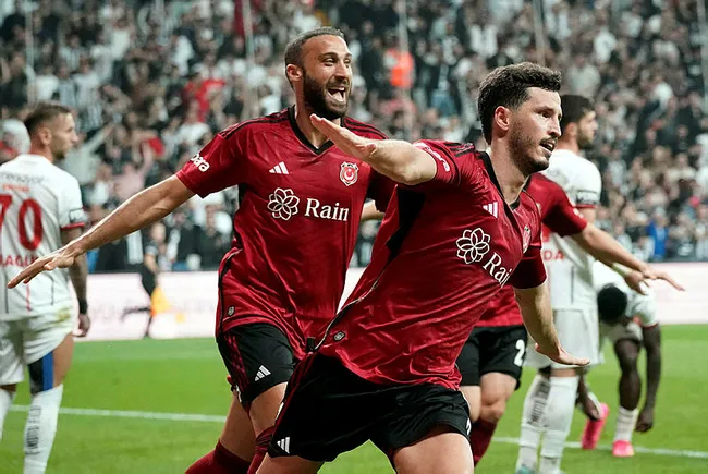 Beşiktaş sahasında Gaziantep FK’yı 2-0 mağlup etti