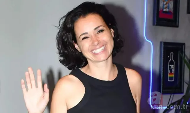 Kurtlar Vadisi'nin Elif'i Özgü Namal'ın eski haline bakın! İşte daha önce görmediğiniz fotoğrafları... 2