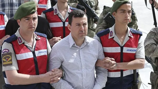 Son dakika: Duruşmada iki darbeci Ali Yazıcı ve Cenk Bahadır Avcı birbirine girdi