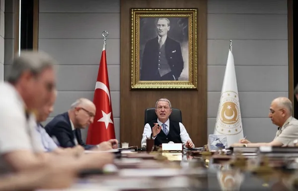 Son dakika: Milli Savunma Bakanı Akar'dan İsveç ve Finlandiya'ya mesaj! Teröre desteği kesin - 4
