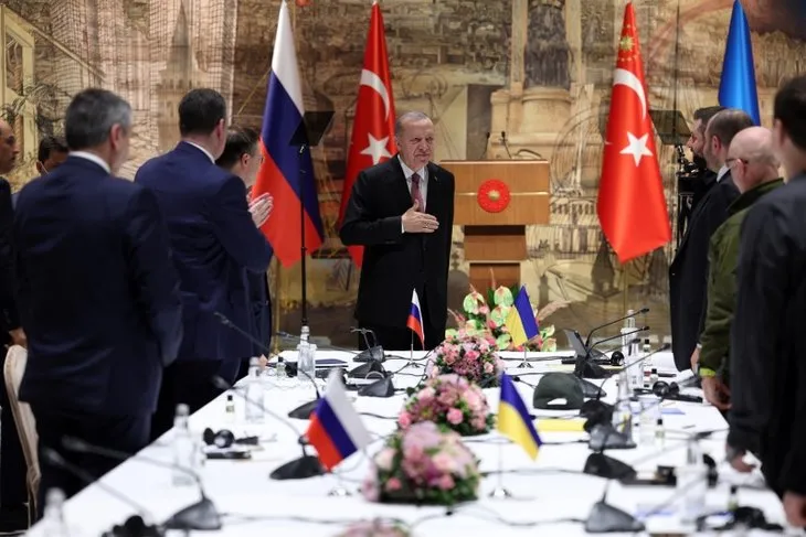 Barışın ayak sesleri İstanbul'da duyuldu! Başkan Erdoğan'ın çağrısı dünyada yankılandı! İşte Rusya Ukrayna savaşında tansiyonu düşüren tarihi görüşme