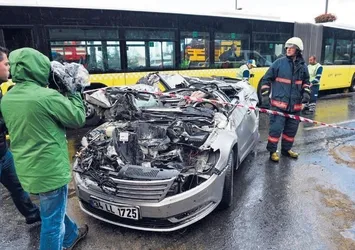 Metrobüs kazasından nasıl kurtulduğunu anlattı
