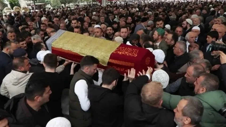 Gülbeyaz Albayrak son yolculuğuna dualarla uğurlandı!
